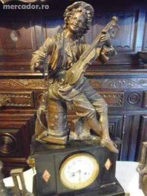 garnitura semineu NAPOLEON III ,  pendula in marmura cu personaj in antimoniu