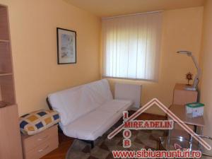 INCHIRIEZ APARTAMENT 3 CAMERE CARTIER MIHAI VITEAZU