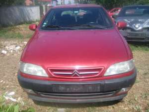 Dezmembrez citroen xsara