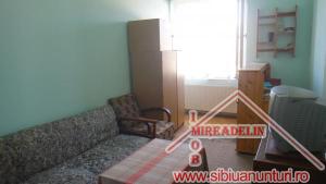 INCHIRIEZ  APARTAMENT 2 CAMERE ,   PIATA CLUJ