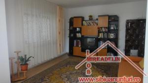 INCHIRIEZ  APARTAMENT 2 CAMERE 105 mp,   TEREZIAN