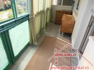 INCHIRIEZ APARTAMENT 2 CAMERE,   in ZONA INTEREX