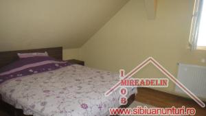 INCHIRIEZ APARTAMENT 3 CAMERE,  VALEA AURIE