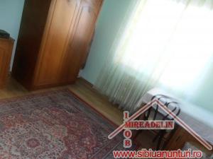 INCHIRIEZ APARTAMENT 2 CAMERE,   in TEREZIAN