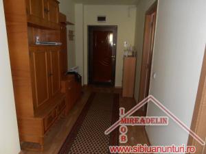 INCHIRIEZ APARTAMENT 2 CAMERE,   in TEREZIAN