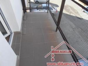 INCHIRIEZ APARTAMENT 2 CAMERE,   in TEREZIAN