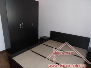 INCHIRIEZ APARTAMENT 2 CAMERE,  VALEA AURIE