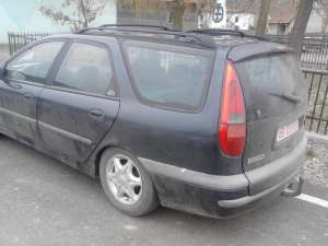 Dezmembrez Renaul Laguna 19disesel DTI din 1999