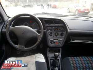 vand peugeot 306 xr,         benzina 1360cc