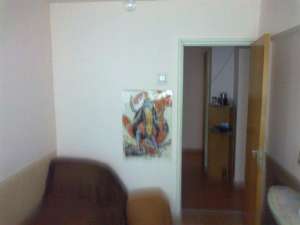 Vand apartament 3 camere,  Pitesti zona Banat, in spatele judecatoriei