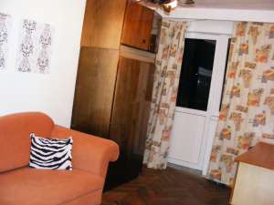 INCHIRIEZ AP 4 CAMERE