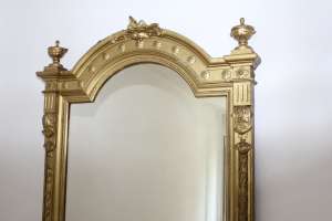 oglinda veche stil rococo