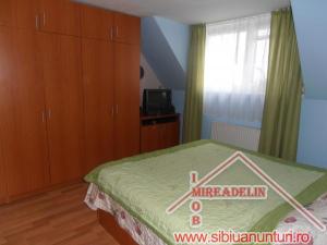 VAND APARTAMENT 4 CAMERE,  in zona  STRAND