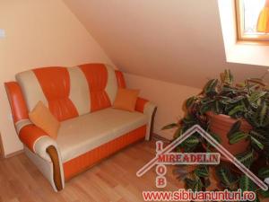 VAND APARTAMENT 4 CAMERE,  in zona  STRAND