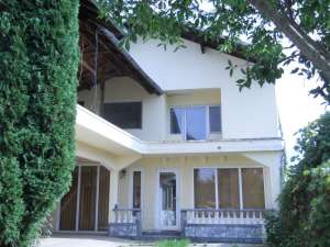 Casa in Magureni