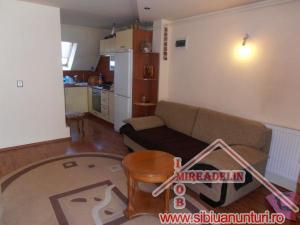 INCHIRIEZ APARTAMENT 3 CAMERE,   STRAND II