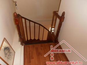 INCHIRIEZ APARTAMENT 3 CAMERE,   STRAND II