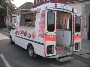 FORD Transit ECHIPAT FASTFOOD