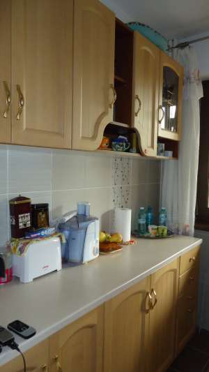 Urgent! Apartament cu 3 camere decomandat la pret de 2 camere,  72 mp