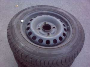Jante Tabla Mitsubishi Colt 14 Inch Anvelope Iarna Uniroyal 175 65 14 Aproape Noi