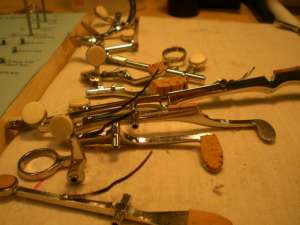 reparatii saxofoane clarinete