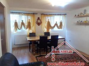 VAND VILA 4 CAMERE,   P+2E ALEA CISNADIEI