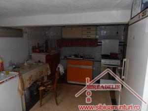VAND URGENT CASA S+P,   STRADA PALTINUL