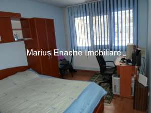 Vanzare Apartament cu 3 camere zona Titan