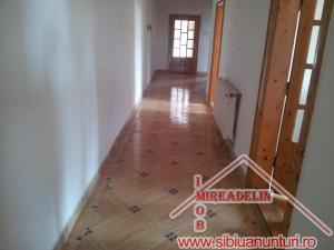 INCHIRIEZ APARTAMENT 3 CAMERE,   Calea Poplacii