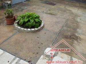 INCHIRIEZ APARTAMENT 3 CAMERE,   Calea Poplacii