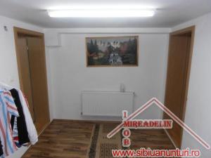 VAND VILA IN DUPLEX  6 CAMERE,    S+ P+E+M  C. VETERANILOR