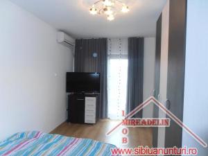 VAND VILA IN DUPLEX  6 CAMERE,    S+ P+E+M  C. VETERANILOR