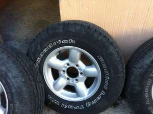 Vand set jante si anvelope 4x4 BF GOODRICH 245/75/R16 AT-uri