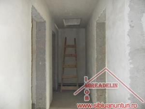 VAND CASA IN CONSTRUCTIE P+E+P,   C. CISNADIEI