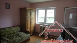 INCHIRIEZ APARTAMENT 2 CAMERE,   STR HATEGULUI