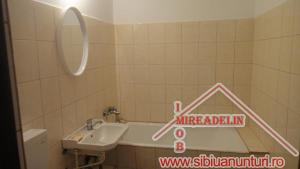 INCHIRIEZ APARTAMENT 2 CAMERE,   STR HATEGULUI