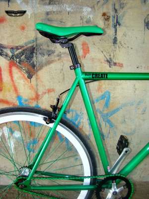 Bicicleta CREATE 2013( fixie fixed gear city cu butuc flip flop -fix si freewheel)roti 28�