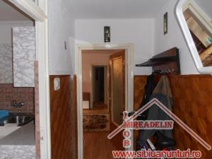 INCHIRIEZ APARTAMENT 2 CAMERE,  ZONA CIRESICA