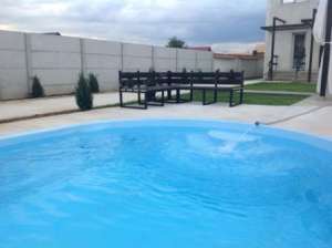 VAND VILA CU PISCINA