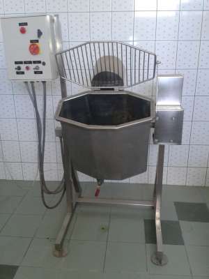 Vand utilaj mozzarela
