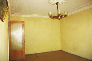 str. Valea Buzaului,  str. Mizil -1 Decembrie 1918. Apartament 2 camere decomandat