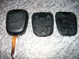 Vand carcase chei Peugeot si Citroen