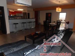 INCHIRIEZ APARTAMENT 3 CAMERE,  TURNISOR