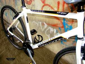Bicicleta STRATOS trekking/city,  Marea Britanie,  Roti 28�