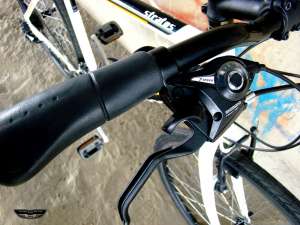 Bicicleta STRATOS trekking/city,  Marea Britanie,  Roti 28�