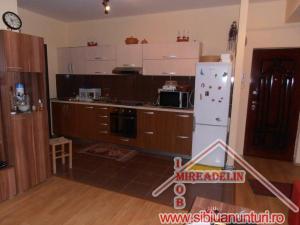 VAND APARTAMENT 3 CAMERE,  TURNISOR