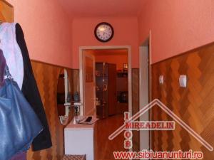 VAND APARTAMENT 2 CAMERE,   ZONA TEREZIAN