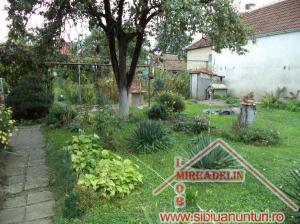 VAND CASA,   5 CAMERE,   PIATA CLUJ
