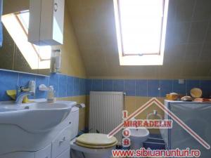 VAND APARTAMENT 4 CAMERE,   STRADA SACEL