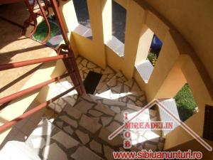 VAND APARTAMENT 4 CAMERE,   STRADA SACEL